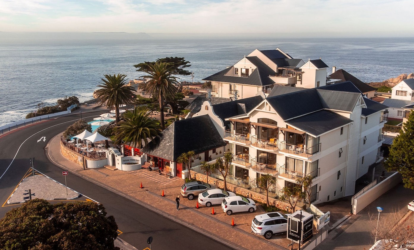 Hermanus: Harbour House