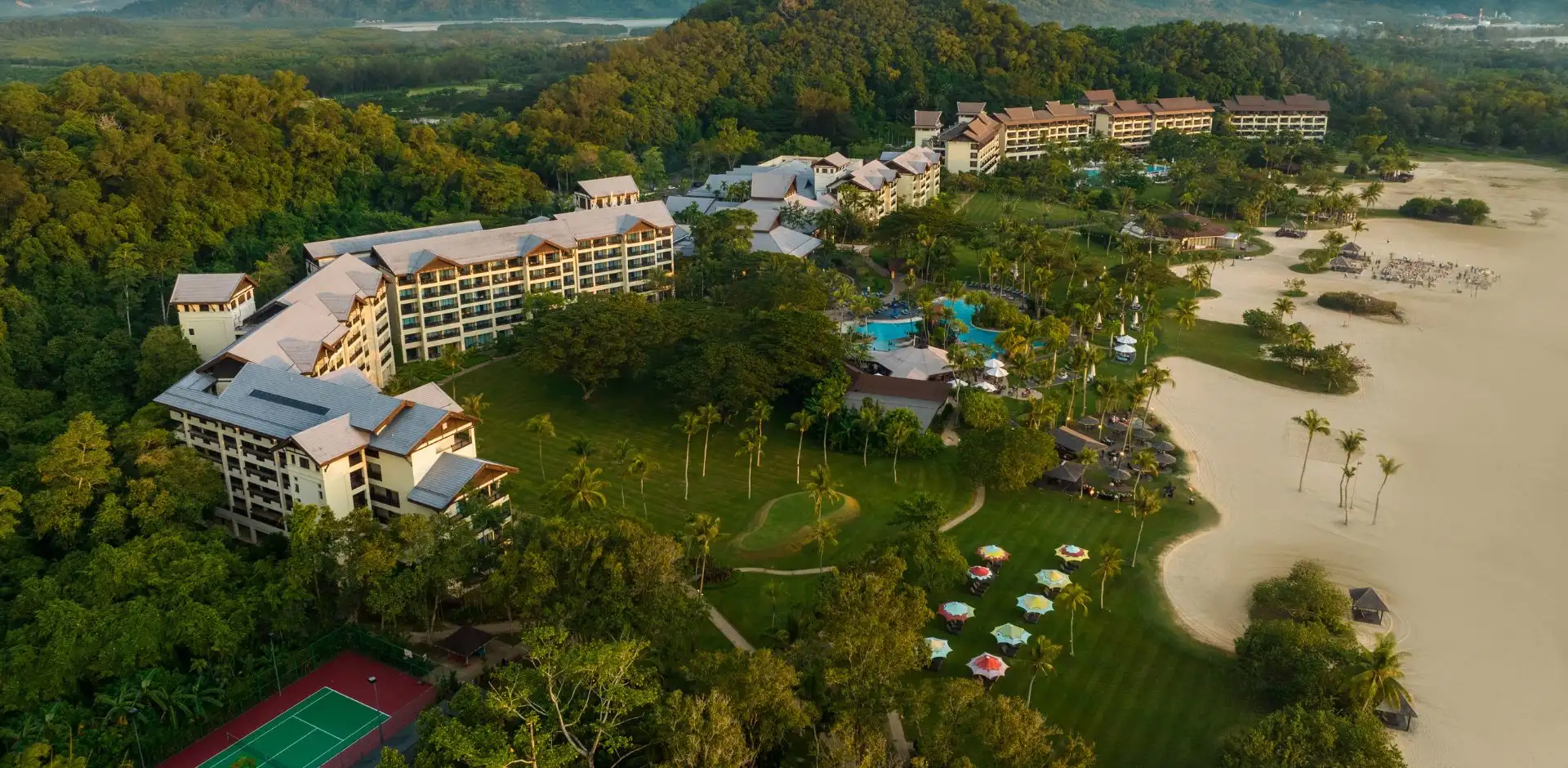 Kota Kinabalu: Shangri-La Rasa Ria Resort 