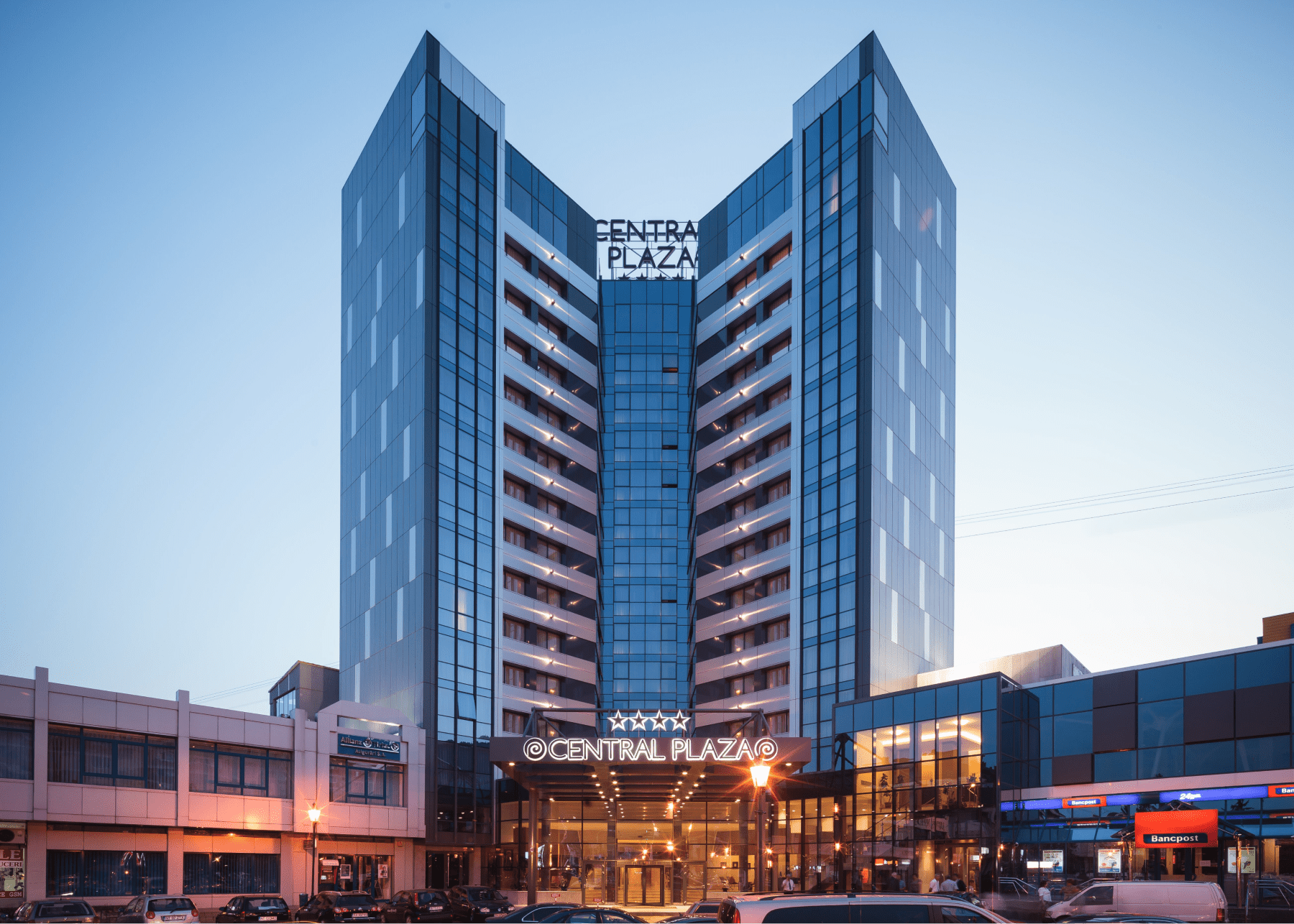 Piatra Neamt: Central Plaza